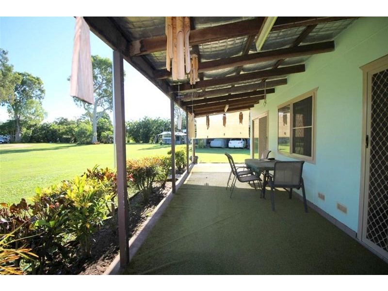 7 Tully Heads Road, Tully Heads QLD 4854