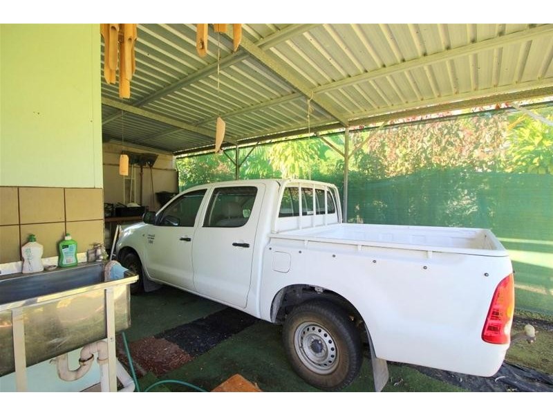 7 Tully Heads Road, Tully Heads QLD 4854