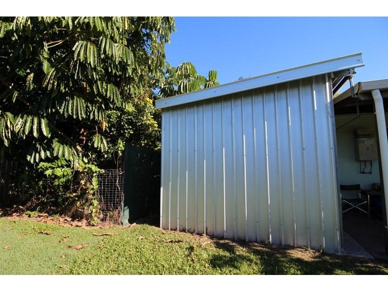 7 Tully Heads Road, Tully Heads QLD 4854