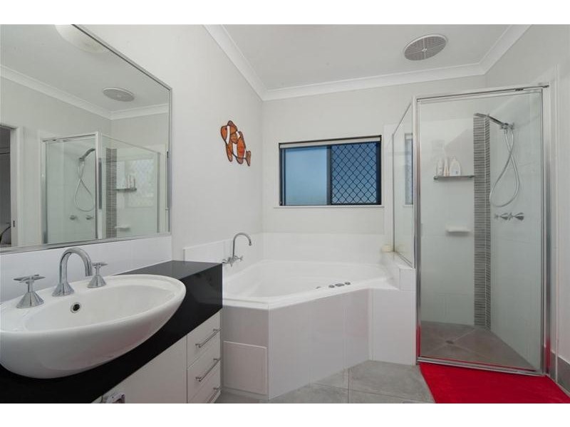 15 Riverside Terrace, South Mission Beach QLD 4852