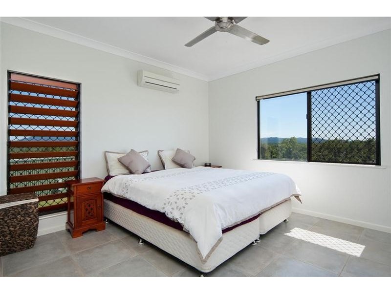 15 Riverside Terrace, South Mission Beach QLD 4852