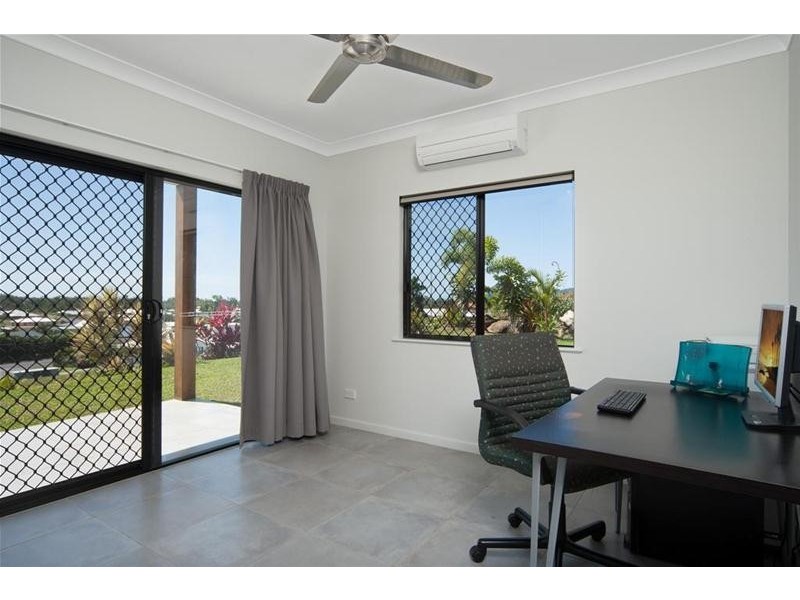 15 Riverside Terrace, South Mission Beach QLD 4852