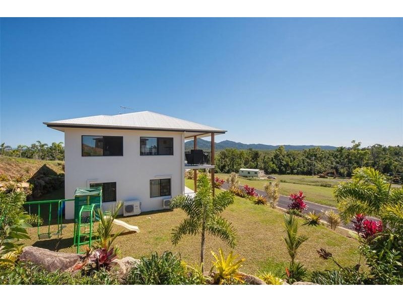 15 Riverside Terrace, South Mission Beach QLD 4852