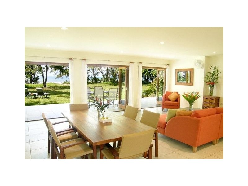 Mission Beach QLD 4852