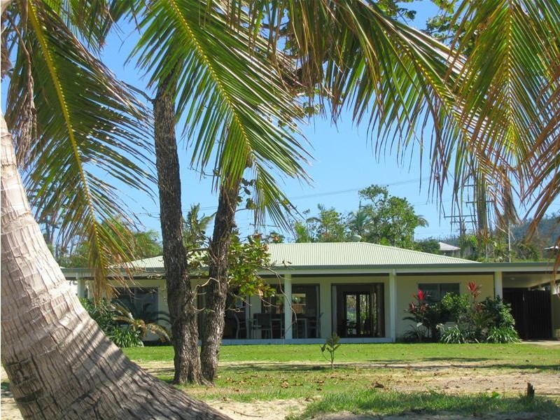 Mission Beach QLD 4852
