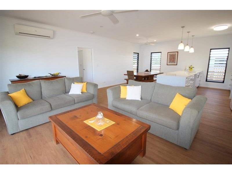 12 Clipper Court, South Mission Beach QLD 4852