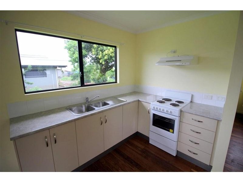 10 Henry Street, Silkwood QLD 4856