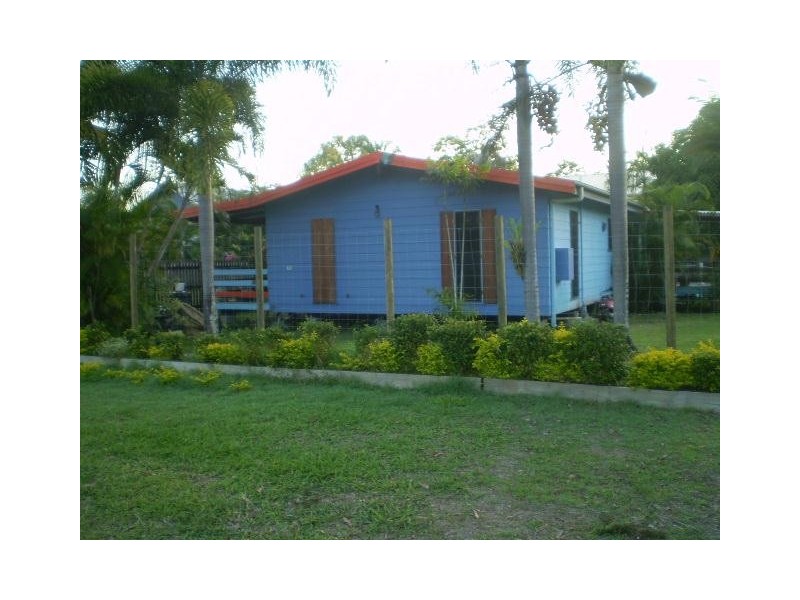 16 Holland Street, Wongaling Beach QLD 4852