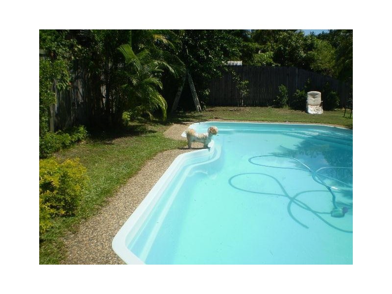 16 Holland Street, Wongaling Beach QLD 4852