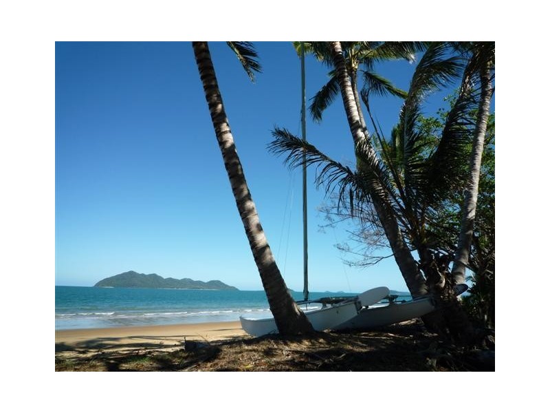 16 Holland Street, Wongaling Beach QLD 4852