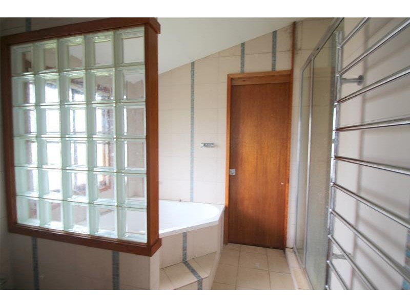 10 Euramo Road, Euramo QLD 4854