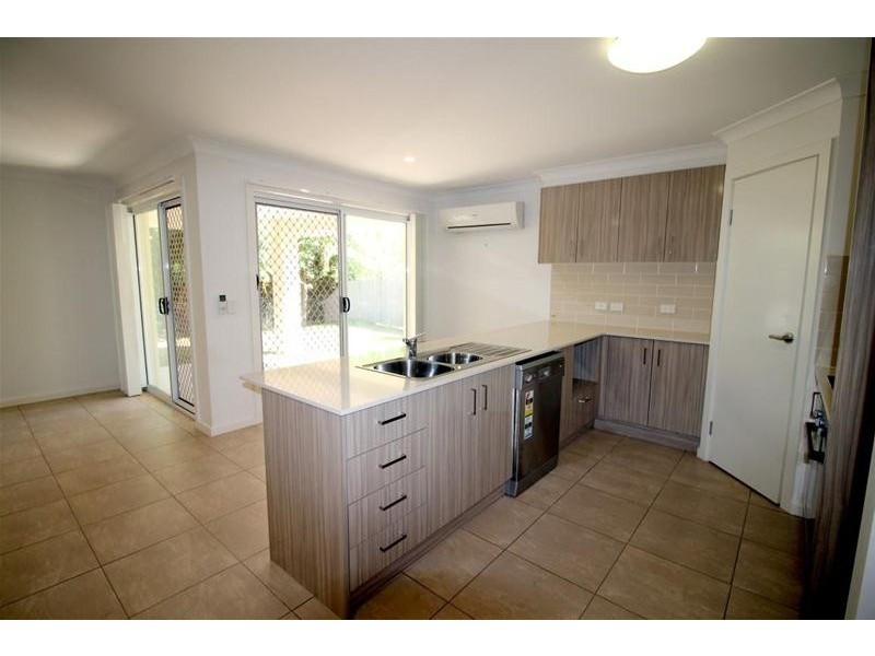 17 Shelly Court, Mission Beach QLD 4852