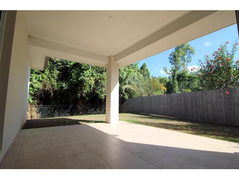 17 Shelly Court, Mission Beach QLD 4852