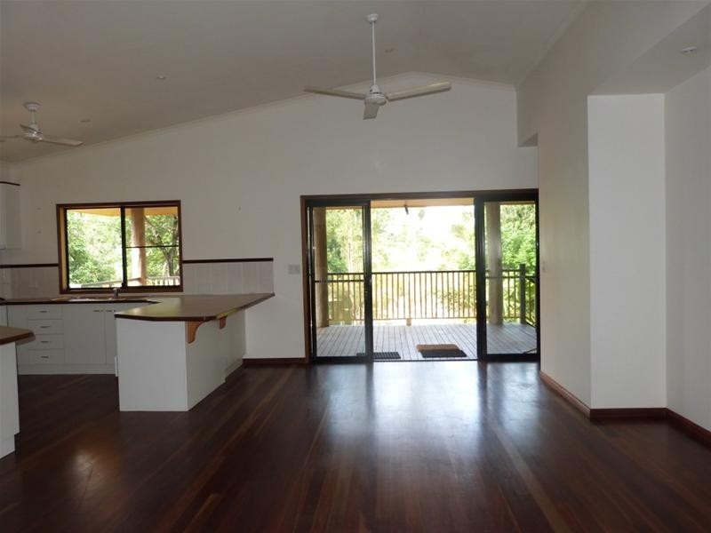 22 Dunkalli Crescent, Wongaling Beach QLD 4852