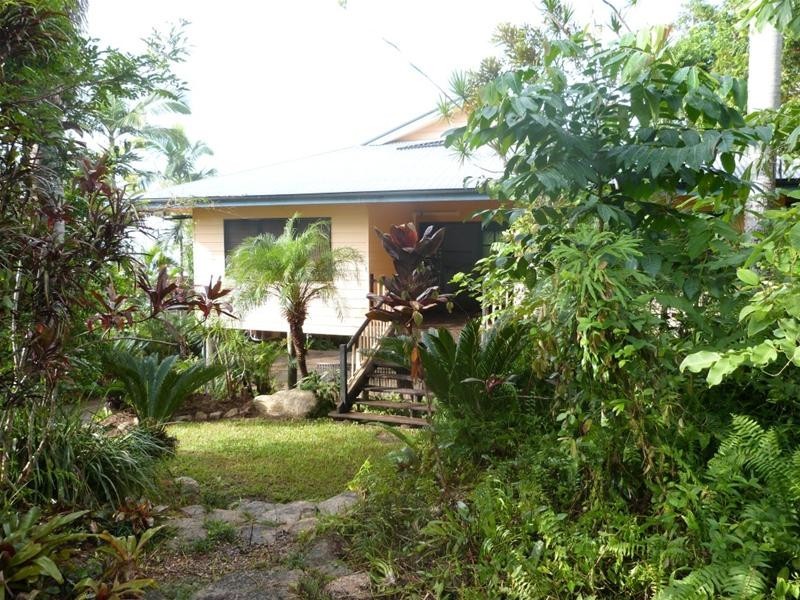 22 Dunkalli Crescent, Wongaling Beach QLD 4852