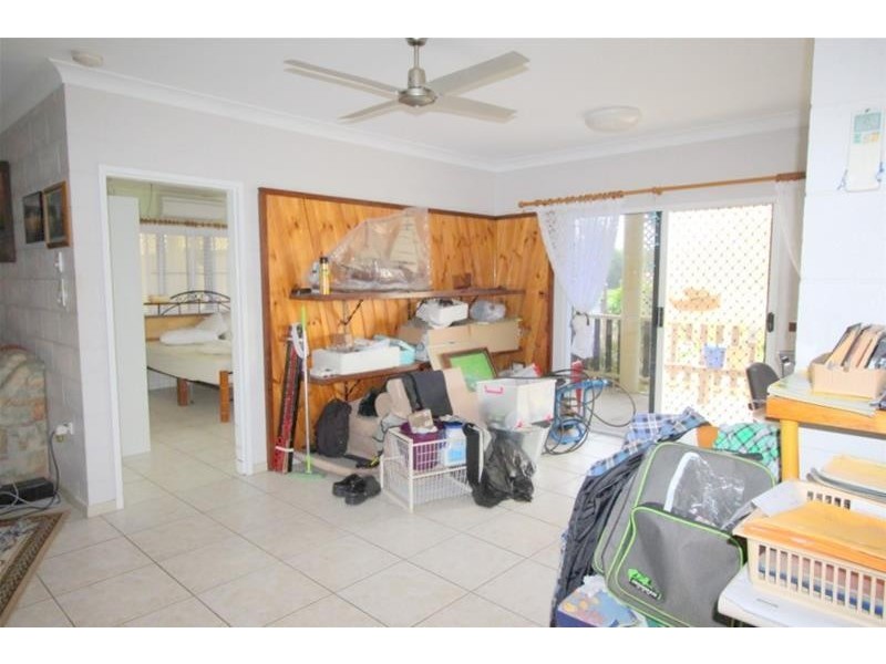 8 Taylor Street, Kurrimine Beach QLD 4871