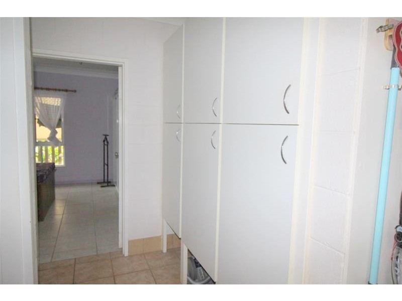 8 Taylor Street, Kurrimine Beach QLD 4871