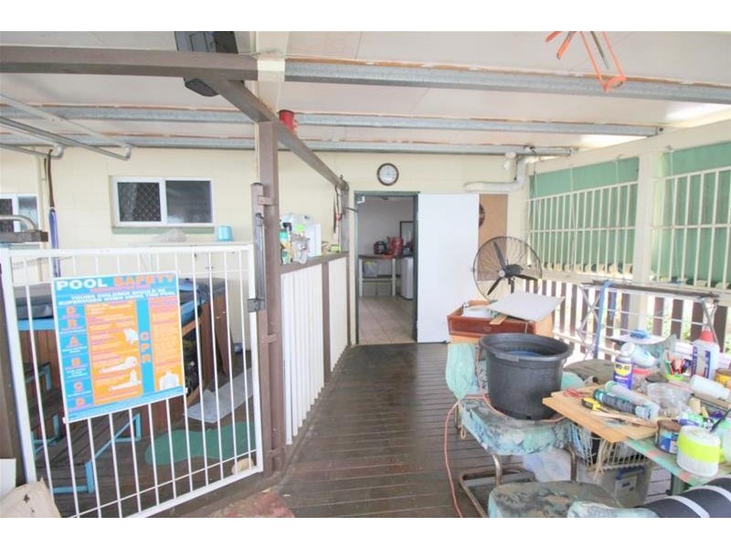 8 Taylor Street, Kurrimine Beach QLD 4871