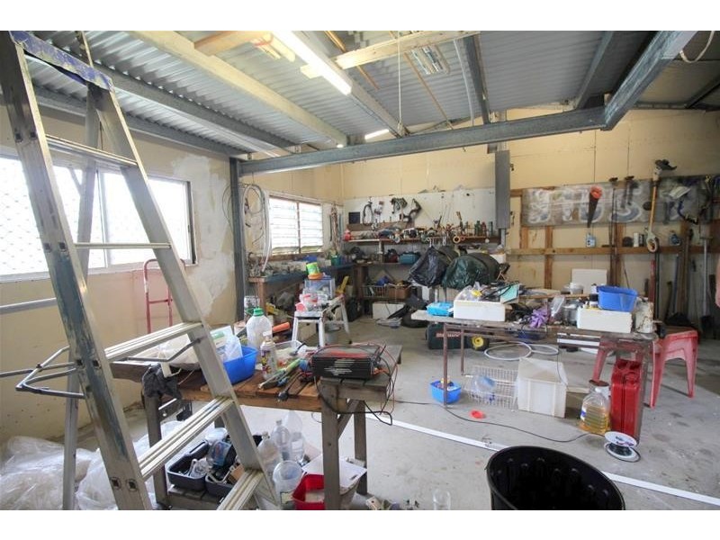 8 Taylor Street, Kurrimine Beach QLD 4871