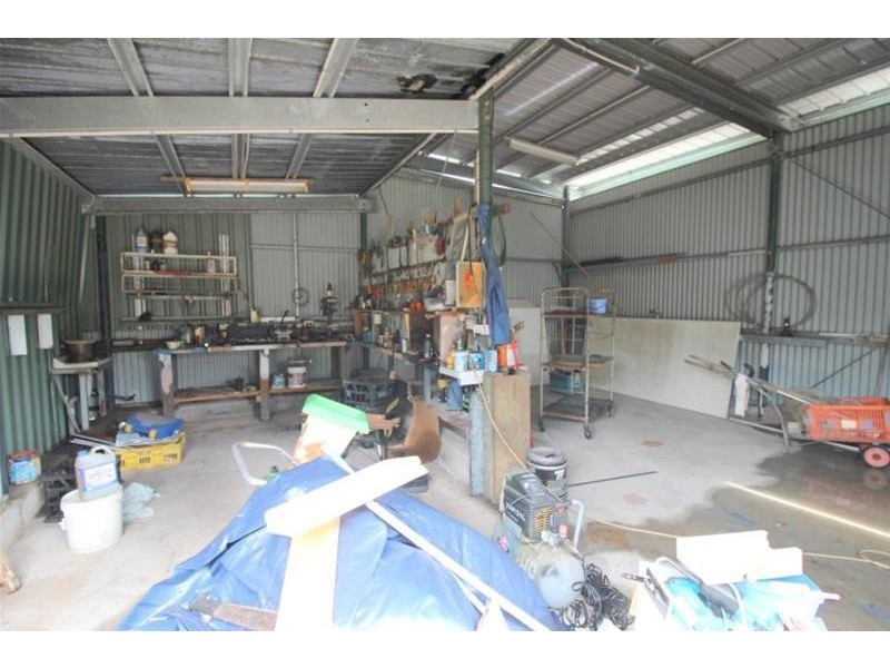 8 Taylor Street, Kurrimine Beach QLD 4871