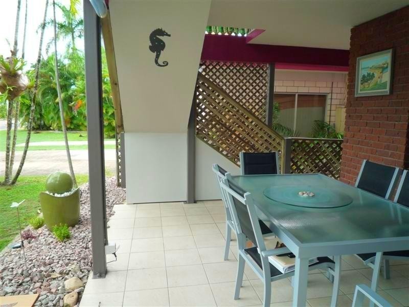 2/109 Reid Road, Wongaling Beach QLD 4852