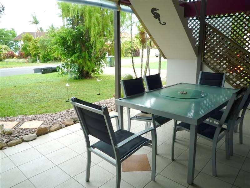 2/109 Reid Road, Wongaling Beach QLD 4852