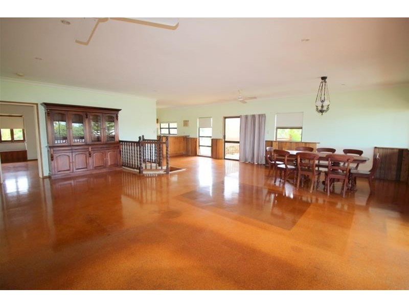 17 Rebecca Jane Parade, Kurrimine Beach QLD 4871