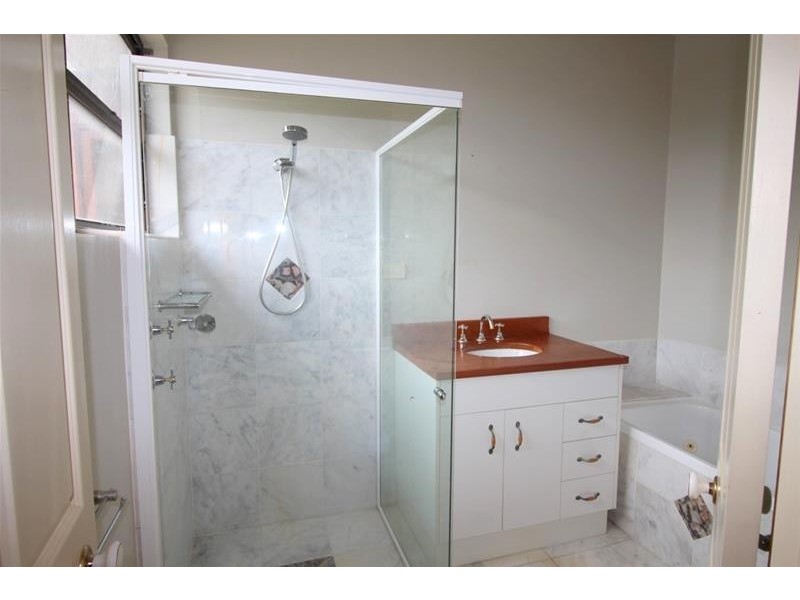 17 Rebecca Jane Parade, Kurrimine Beach QLD 4871