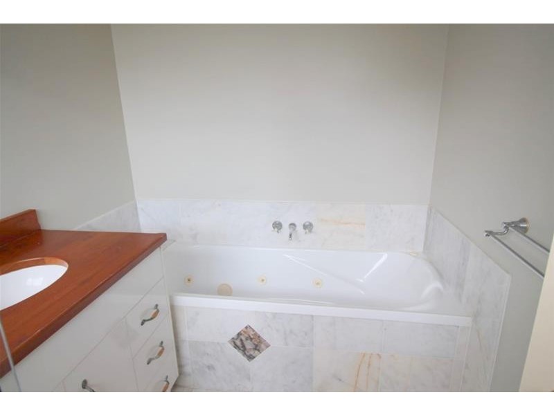 17 Rebecca Jane Parade, Kurrimine Beach QLD 4871