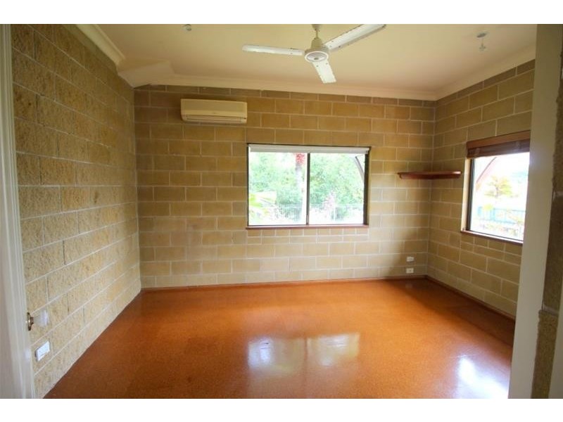 17 Rebecca Jane Parade, Kurrimine Beach QLD 4871