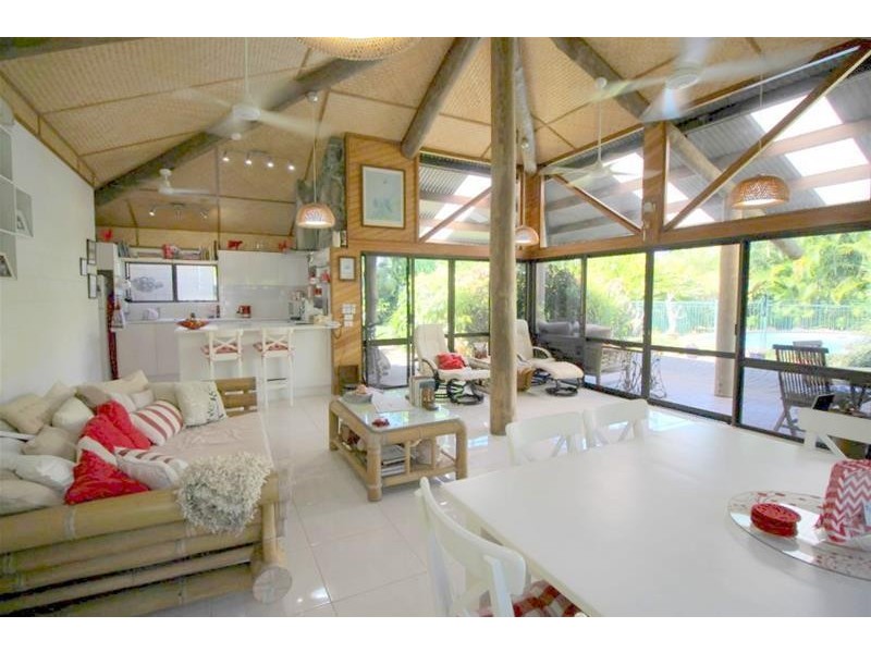 12 Wongaling Beach Road, Wongaling Beach QLD 4852