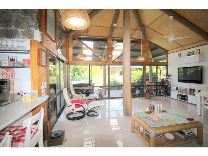 12 Wongaling Beach Road, Wongaling Beach QLD 4852