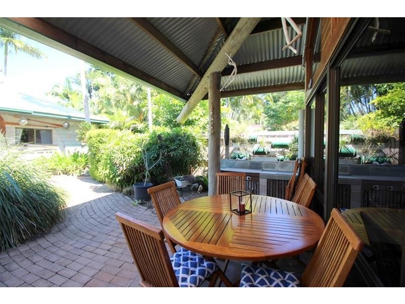 12 Wongaling Beach Road, Wongaling Beach QLD 4852