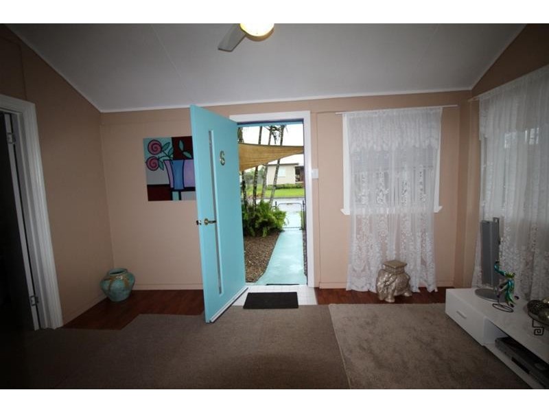 6 Walter Lever Estate Road, Silkwood QLD 4856