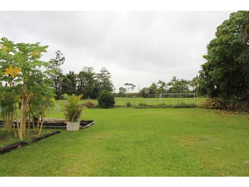 6 Walter Lever Estate Road, Silkwood QLD 4856