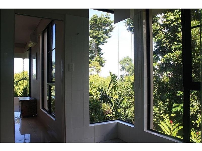 12 Explorers Drive, South Mission Beach QLD 4852