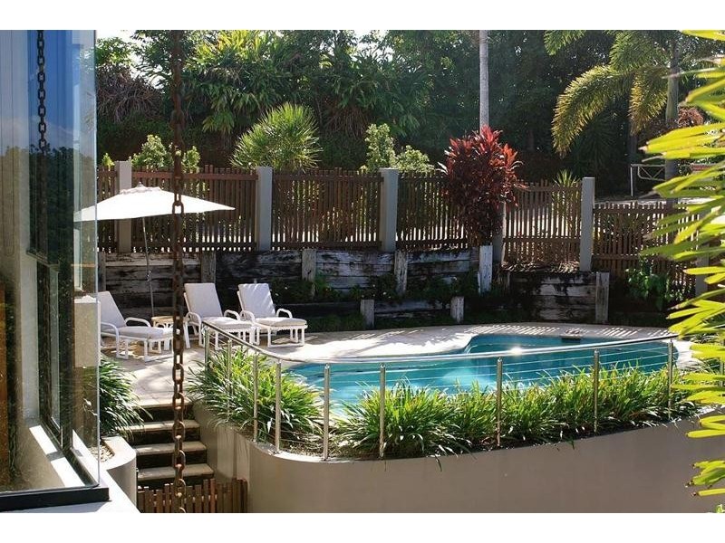 12 Explorers Drive, South Mission Beach QLD 4852