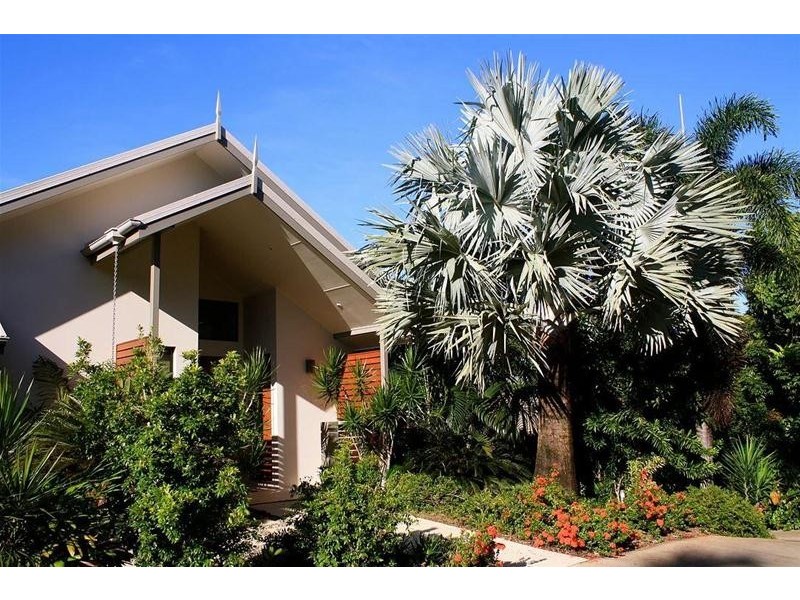 12 Explorers Drive, South Mission Beach QLD 4852