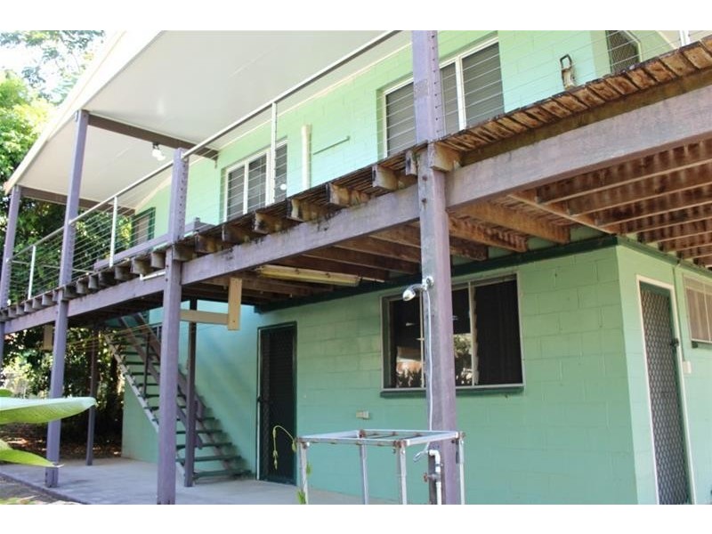 7 Webb Court, Bingil Bay QLD 4852