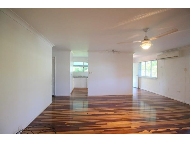 7 Webb Court, Bingil Bay QLD 4852