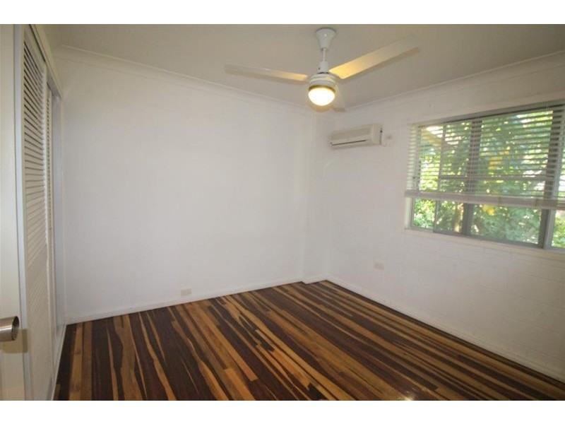 7 Webb Court, Bingil Bay QLD 4852