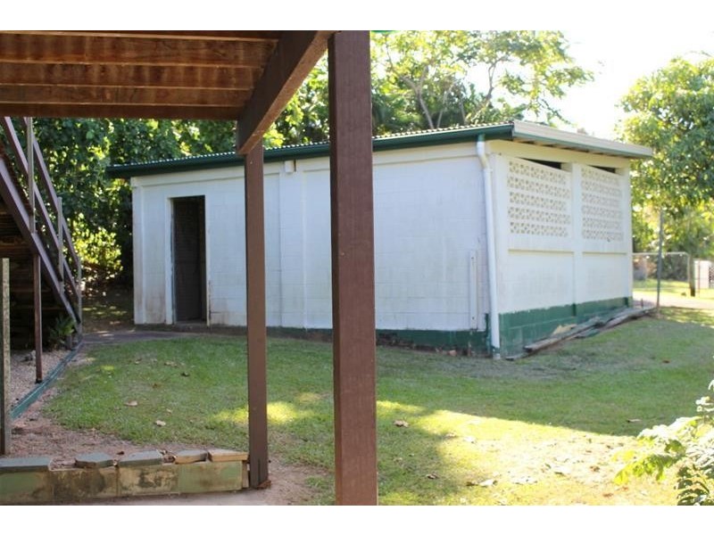 7 Webb Court, Bingil Bay QLD 4852