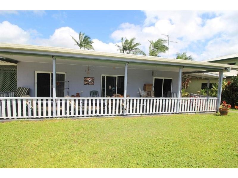 4 Royal Palm Drive, Mission Beach QLD 4852