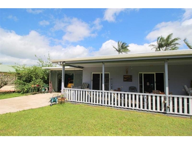 4 Royal Palm Drive, Mission Beach QLD 4852