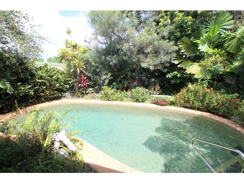 4 Royal Palm Drive, Mission Beach QLD 4852