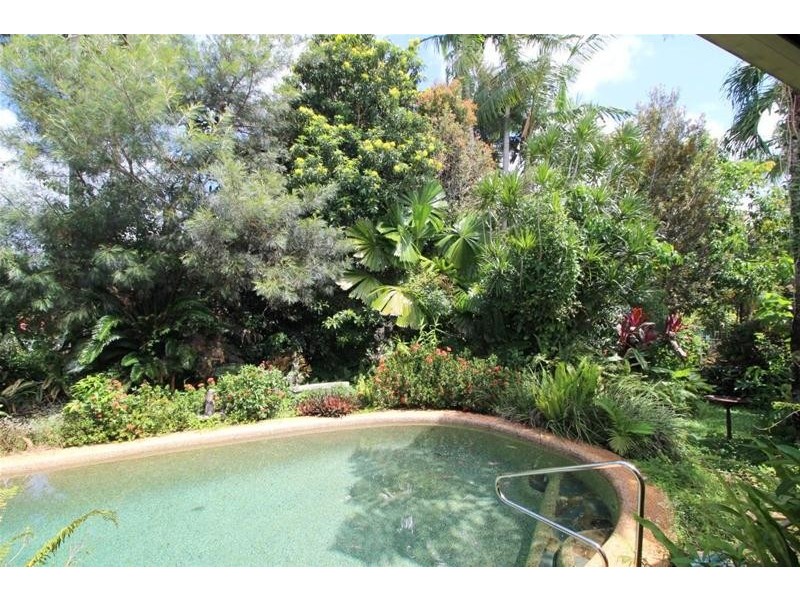 4 Royal Palm Drive, Mission Beach QLD 4852