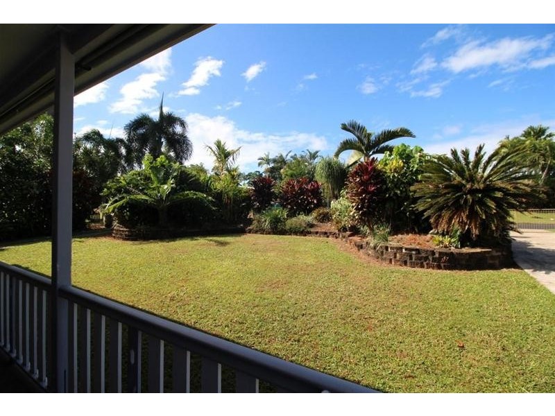 4 Royal Palm Drive, Mission Beach QLD 4852