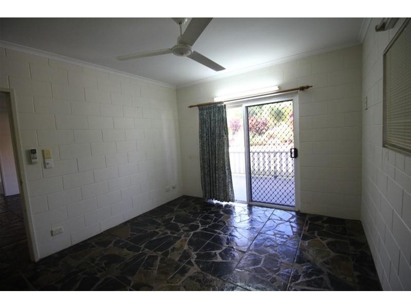 4 Royal Palm Drive, Mission Beach QLD 4852