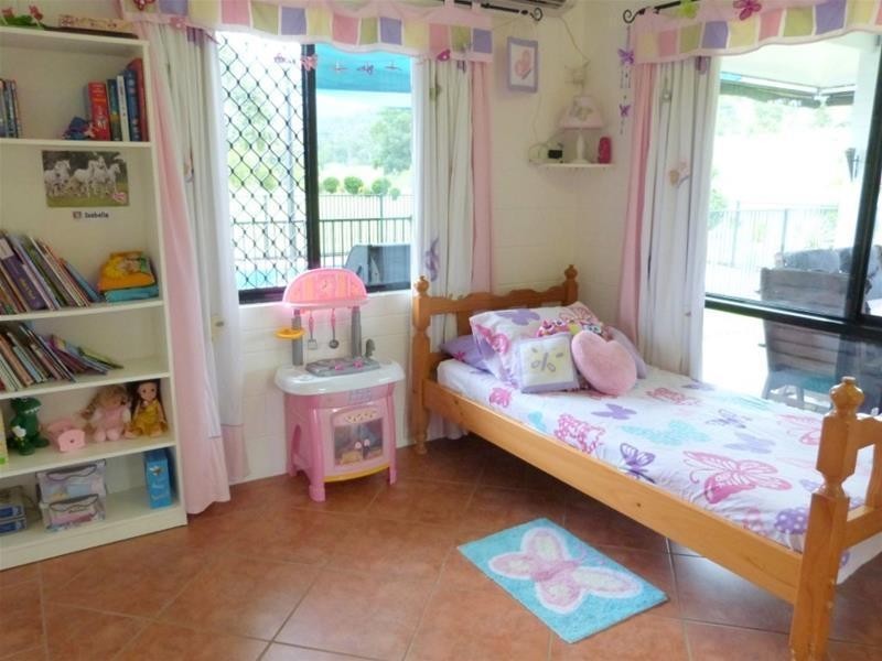 2 Corbett Close, Bulgun QLD 4854