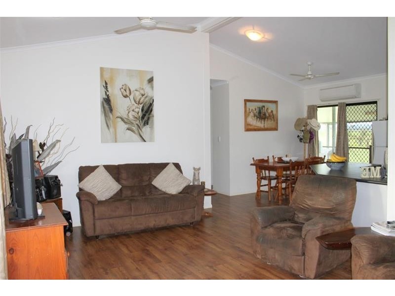 154 Old Tully Road, Tully QLD 4854